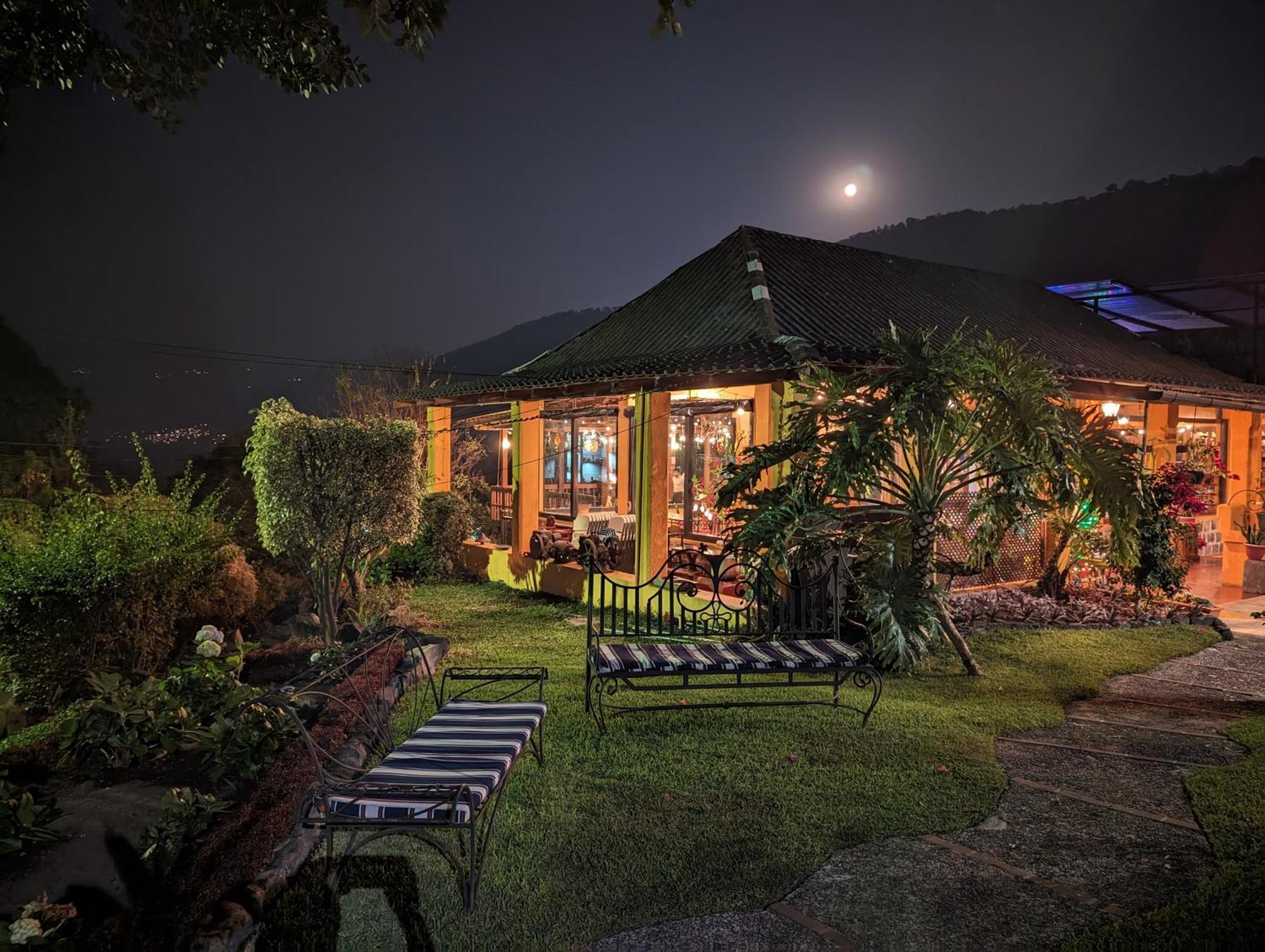 Hotel Toliman San Lucas Tolimán المظهر الخارجي الصورة