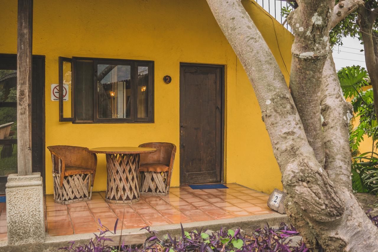 Hotel Toliman San Lucas Tolimán المظهر الخارجي الصورة