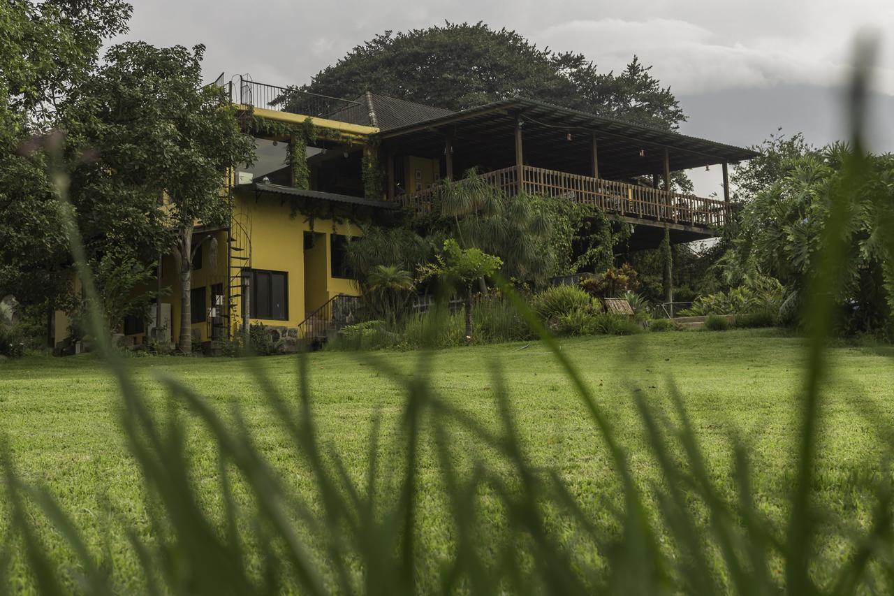 Hotel Toliman San Lucas Tolimán المظهر الخارجي الصورة