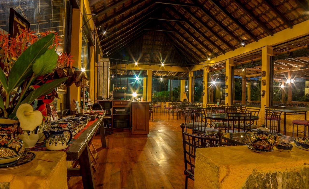 Hotel Toliman San Lucas Tolimán المظهر الخارجي الصورة