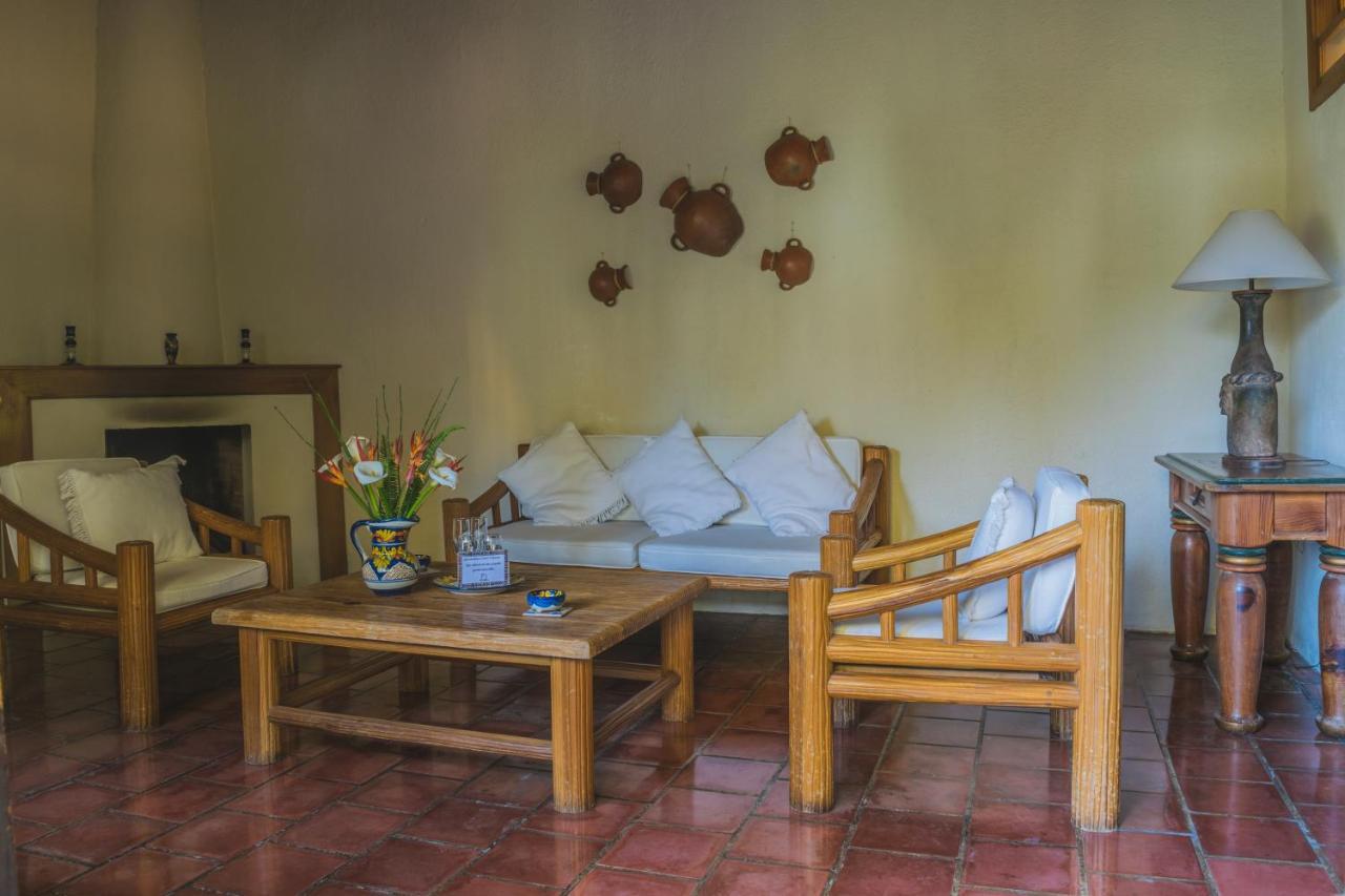 Hotel Toliman San Lucas Tolimán المظهر الخارجي الصورة