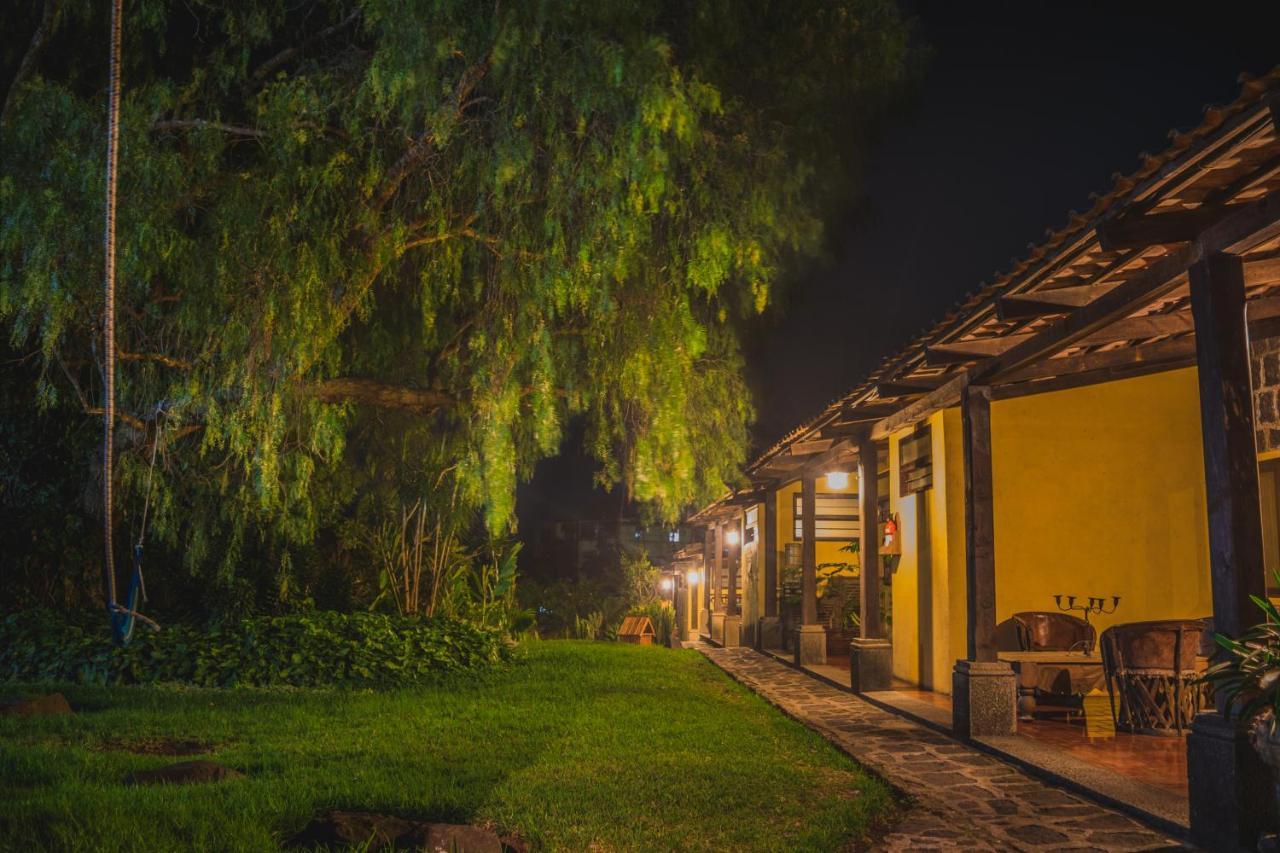 Hotel Toliman San Lucas Tolimán المظهر الخارجي الصورة